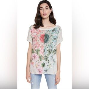 DESIGUAL | Floral | Hi-Low | Studded Embellishments| Scoop Neck |T-Shirt |Size S